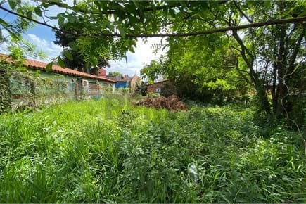 Vendo terreno de 381 m2 en esquina Capiata