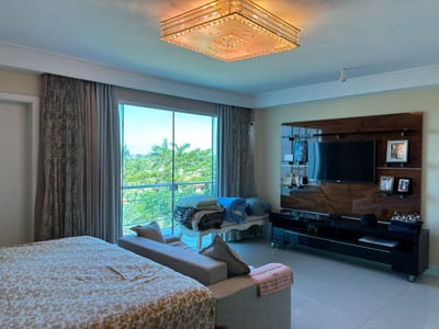 Alquilo lujosa casa minimalista en el Paraná Country Club