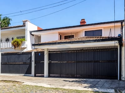  ALQUILO HERMOSA RESIDENCIA EN LAS CARMELITAS – ASUNCIÓN