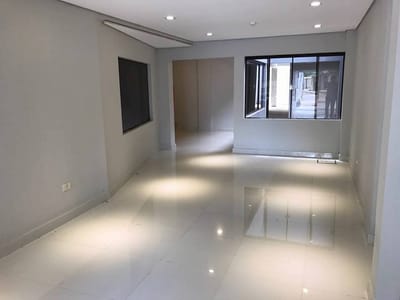 Vendo Amplio Departamento de 2 habitaciones. Mariano Roque Alonso.