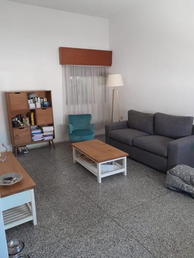 3 casas y 1 monoambiente. Ideal inversión.