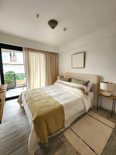 Vendo departamento en edificio MET Molas López 