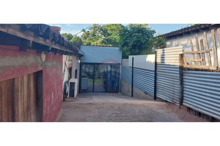 Casa - Venta - Fernando De La Mora, Central, Paraguay
