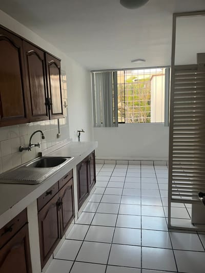 Alquilo Departamento Sin Muebles En Calle Teruel – Miraflores
