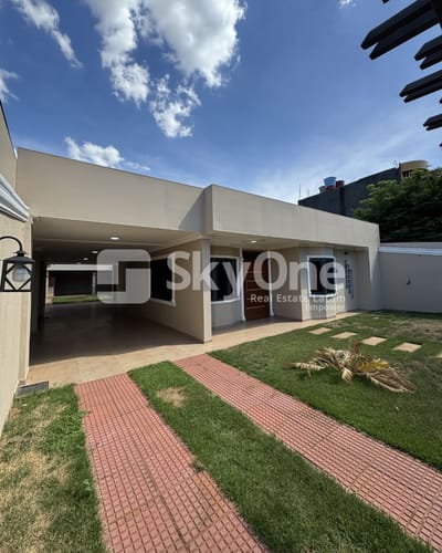 VENDO CASA EN CIUDAD DEL ESTE BARRIO SAN LUCAS