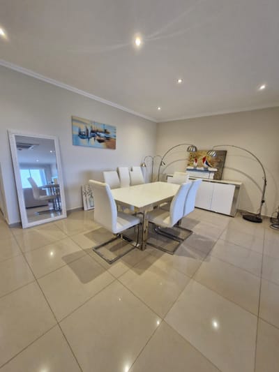 ALQUILER DE PENTHOUSE SEMI AMOBLADO EN BARRIO LAS LOMAS