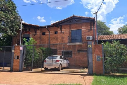 Dúplex en venta Luque 