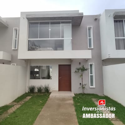 HERMOSA CASA EN VENTA DE 3 DORMITORIOS