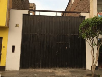 Se alquila local Surquillo 120m2 >>> PRECIO NEGOCIABLE