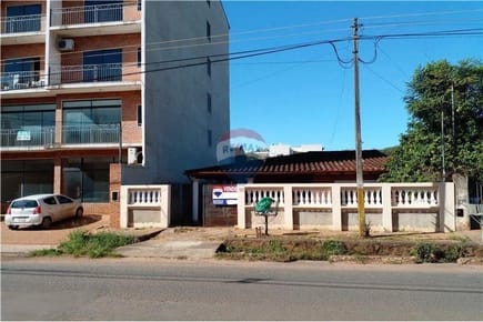 VENDO CASA A PRECIO DE TERRENO SOBRE INGAVI EN FERNANDO NORTE