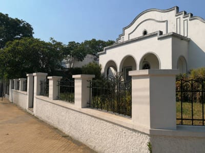 EN VENTA CASA  SOBRE LA AVENIDA MARISCAL LÓPEZ