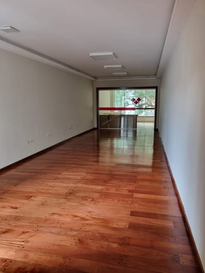 OFICINAS EN ALQUILER | BOGGIANI – VILLA MORRA  200 m² | 3 estacionamientos 