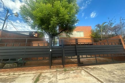 VENDO HERMOSA CASA EN LAMBARÉ