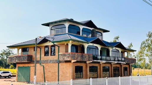MARAVILLOSA GRANJA EN LA COLMENA  DE 63 HAS DIVIDIDA EN 4 FINCAS 