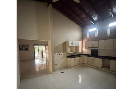 VENDO CASA EN LAMBARE 