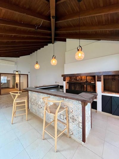 Alquilo Hermosa Casa, Zona Molas Lopez 