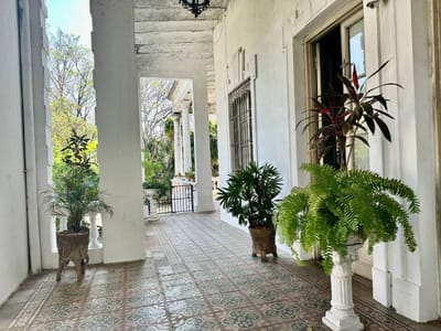 Se vende: IMPORTANTE RESIDENCIA DECLARADA PATRIMONIO HISTORICO CULTURAL