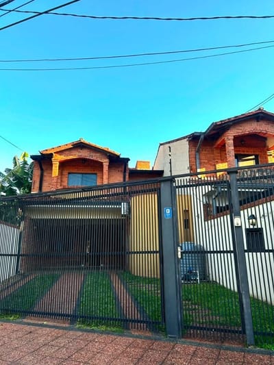EN VENTA DUPLEX EN FERNANDO DE LA MORA ZONA NORTE 