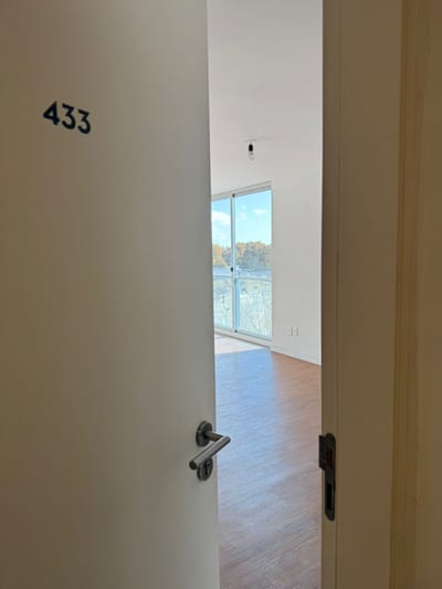 Dueño Vende-ALQUILA - Apto 2 Dorm.+cochera Muy Soleado Vista Despejada 4°piso