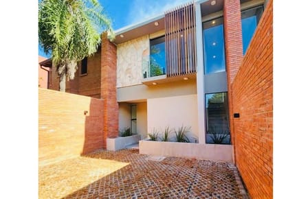 Vendo Duplex En Luque Zona Conmebol