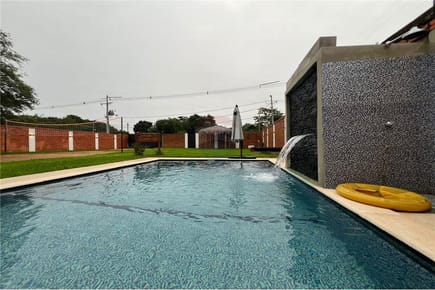 HERMOSA CASA QUINTA EN LUQUE