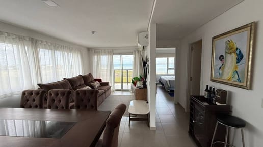 EN VENTA DEPTO EN EDIFICIO PARANA PLAYA NOVENO PISO
