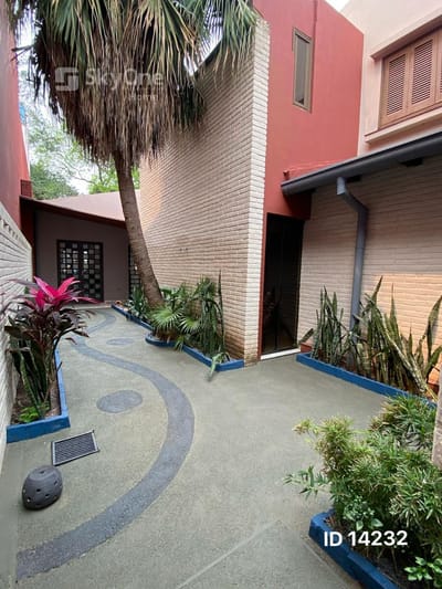 ALQUILO RESIDENCIA ZONA MERCADO 4