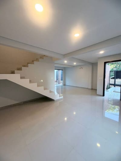 En venta Duplex en Lambaré