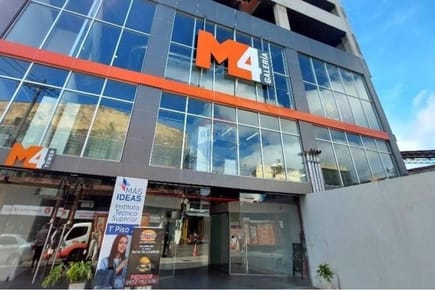 Alquilo Local Comercial en Galeria M4