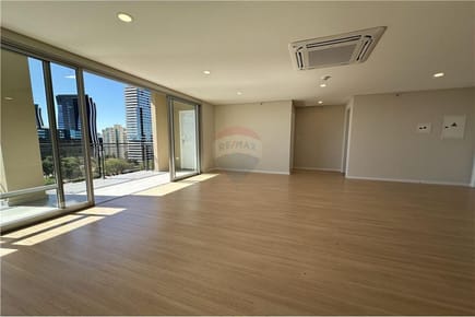Impresionante departamento en ycua sati 