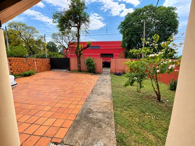 VENDO CASA AMPLIA 3 DORMITORIOS ISLA BOGADO LUQUE