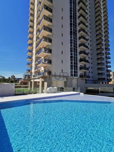 VENDO AMPLIO DEPARTAMENTO CON ÁREA DE SERVICIO, EDIFICIO KARIMI