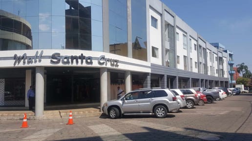 LOCAL COMERCIAL EN VENTA, ZONA CENTRO SIETE CALLES, MALL SANTA CRUZ