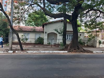  VENDO CASA A PRECIO DE TERRENO SACRAMENTO Y ESPAÑA