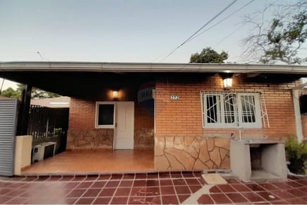 amplia vivienda casa venta