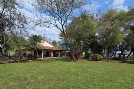 Casa de Verano - Alquiler - San Bernardino, Paraguay