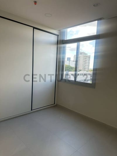 ALQUILO depto de 3 habs en el Edificio Azure