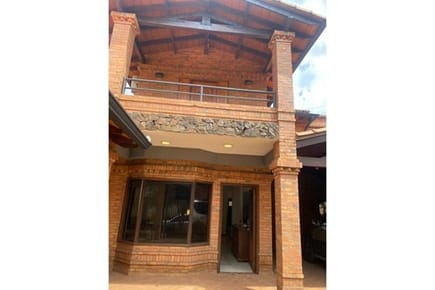 Casa-Venta-Tte. Silva casi Ttte Molas