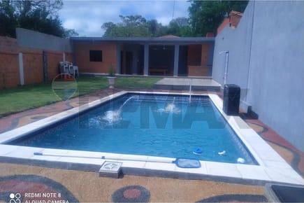 ENCANTO DE CASA QUINTA EN LUQUE YCUA DURE