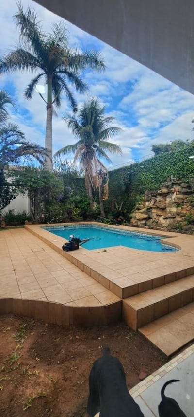EN VENTA AMPLIA RESIDENCIA FAMILIAR