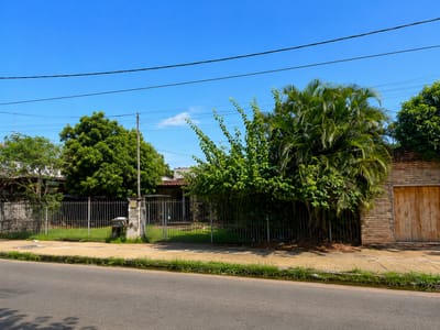 VENDO PROPIEDAD A REFACCIONAR O DEMOLER - AVDA AVIADORES DEL CHACO