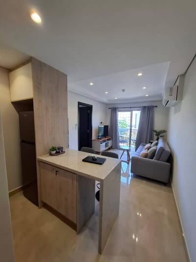 DEPARTAMENTO EN LUQUE EDIFICIO BURBAND