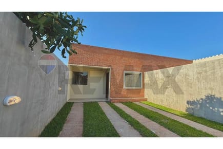 HERMOSO CHALET EN LUQUE 