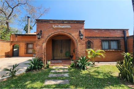 Casa - Alquiler - San Bernardino, Cordillera, Paraguay