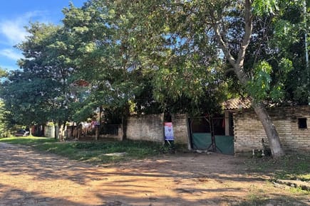 CASA EN VENTA - LIMPIO