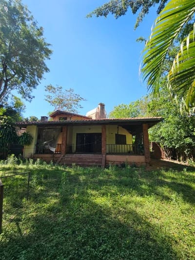 VENDO PROPIEDAD EN LAMBARÉ • ZONA YACHT