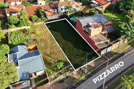 Vendo Amplio terreno Sobre la calle Pizarro