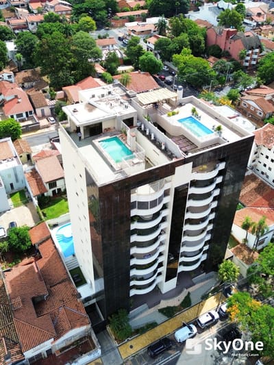 En venta penthouse de 3 niveles en Asuncion zona colegio Inter 