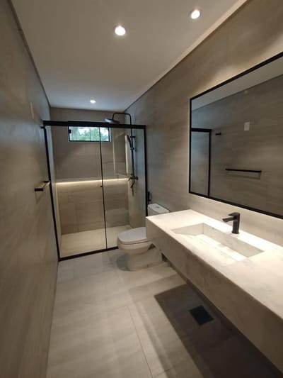 Residencia de lujo barrios altos del yacht