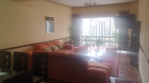 Departamento en venta de 3 dormitorios en Av.Sanchez Lima - Sopocachi